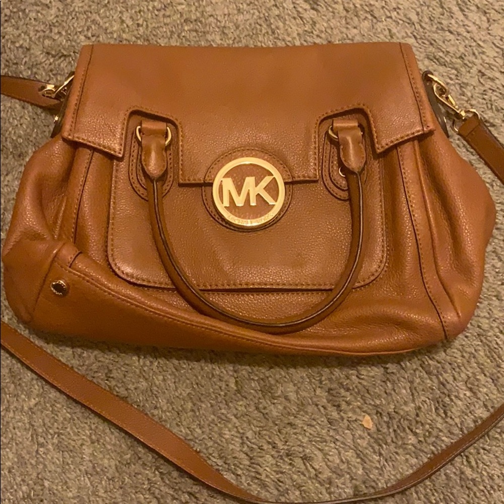 Michael Kors Margo satchel for DXING only! :)